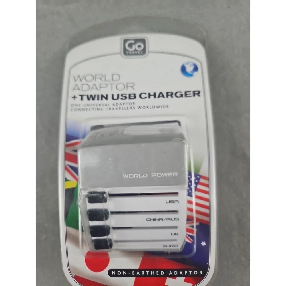 Go‎ Travel Worldwide Earthed Adaptor One Universal Adaptor NEW